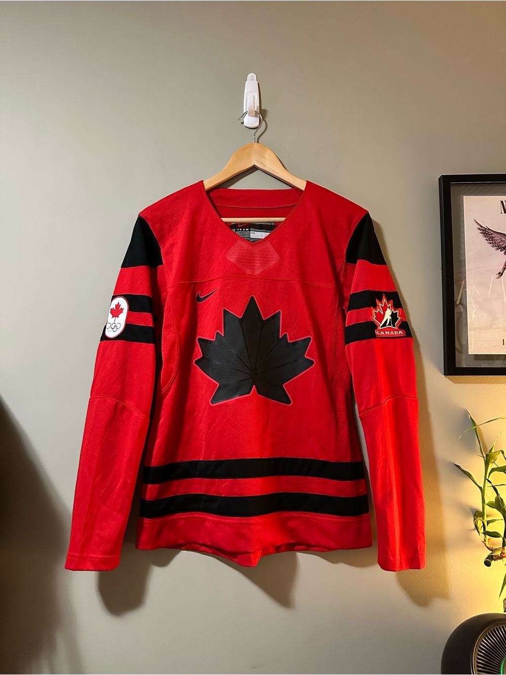 Nike Olympic Team Canada Hockey Jersey